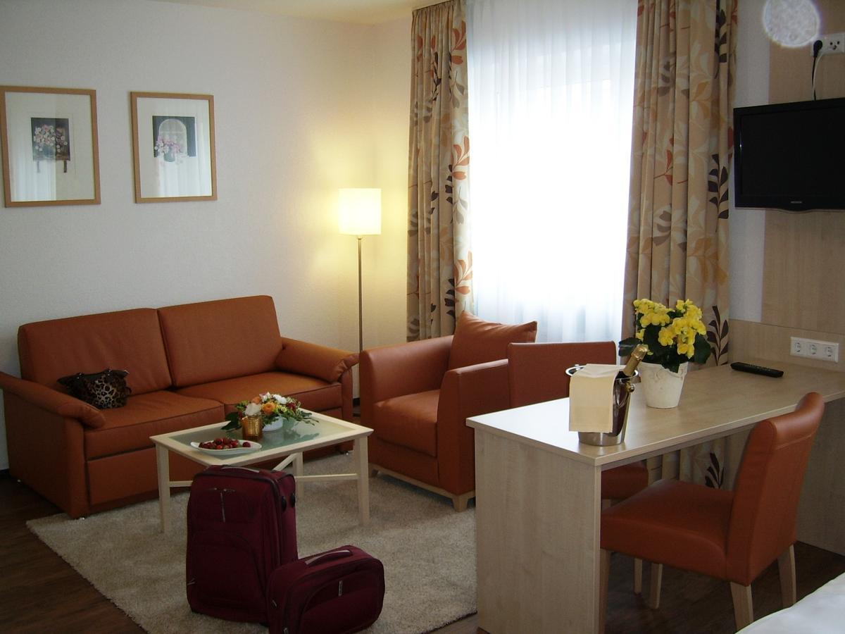 Hotel Ritter Bruchsal Esterno foto